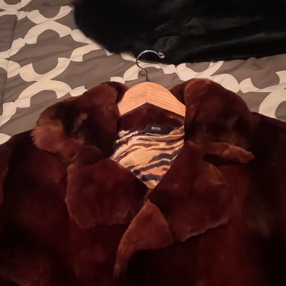 Genuine red Rabbit fur jacket - Picture 4 of 7